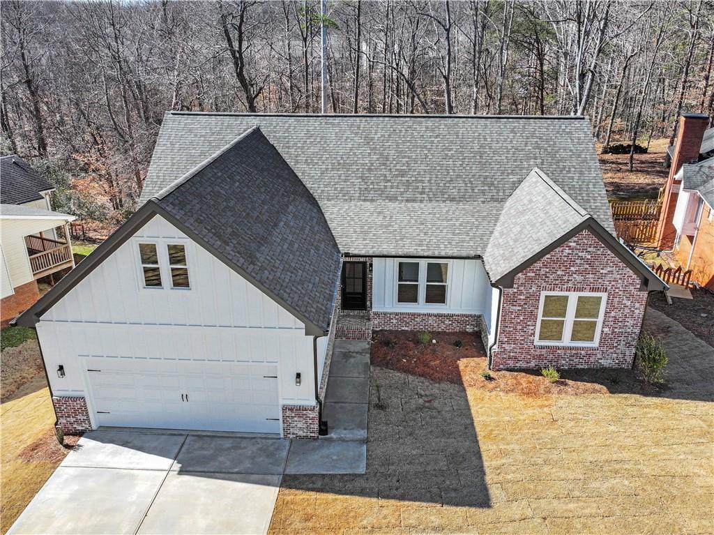 1540 Woodland Court