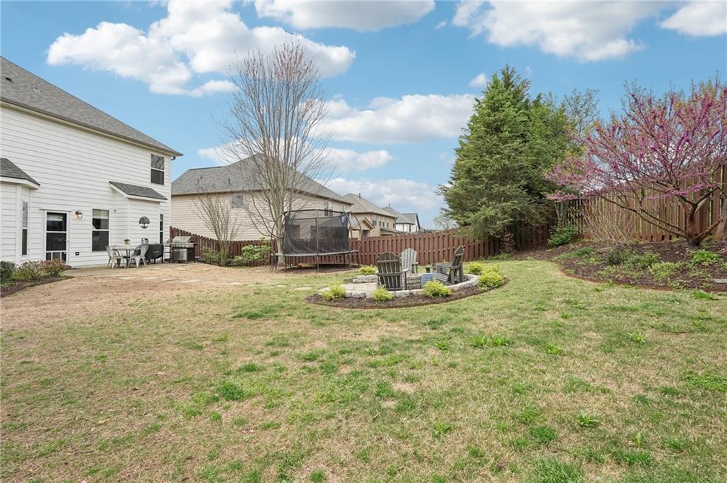 6060 Country Lake Road