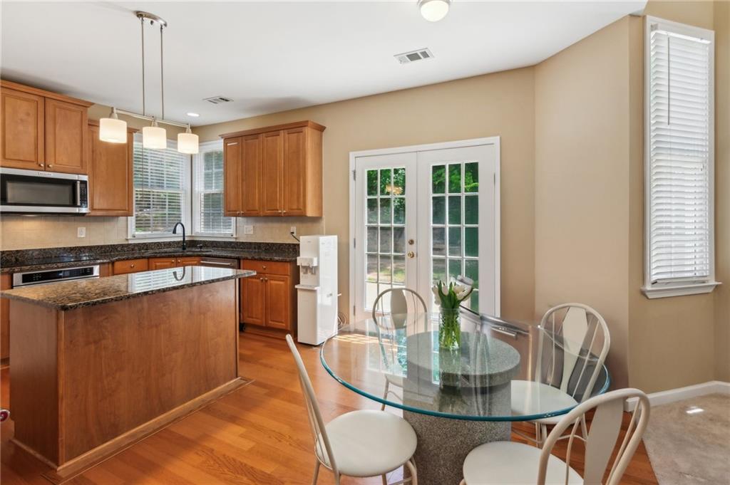 4114 Suwanee Trail Drive