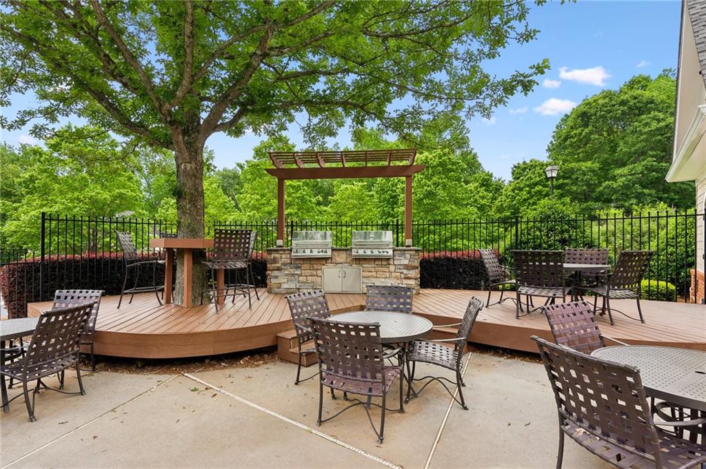 4114 Suwanee Trail Drive
