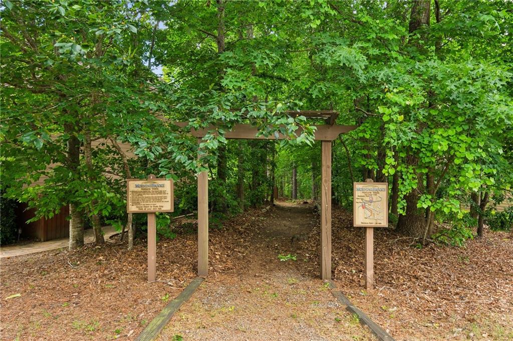 4114 Suwanee Trail Drive
