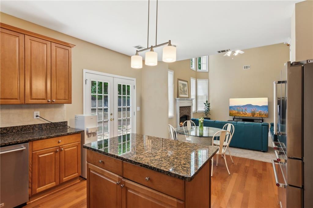 4114 Suwanee Trail Drive