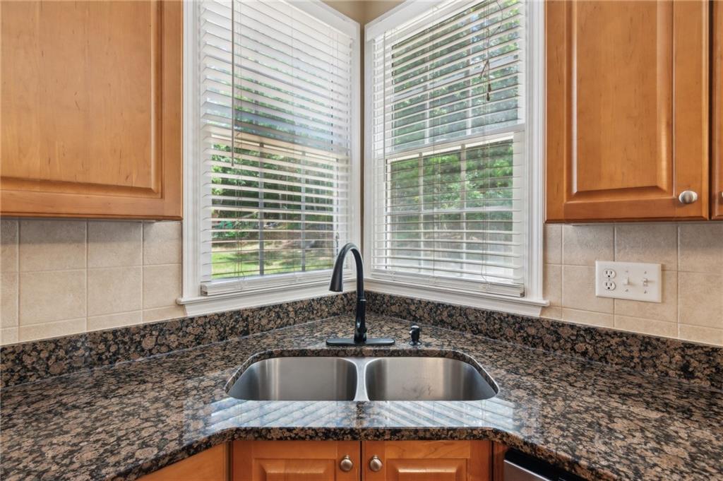 4114 Suwanee Trail Drive