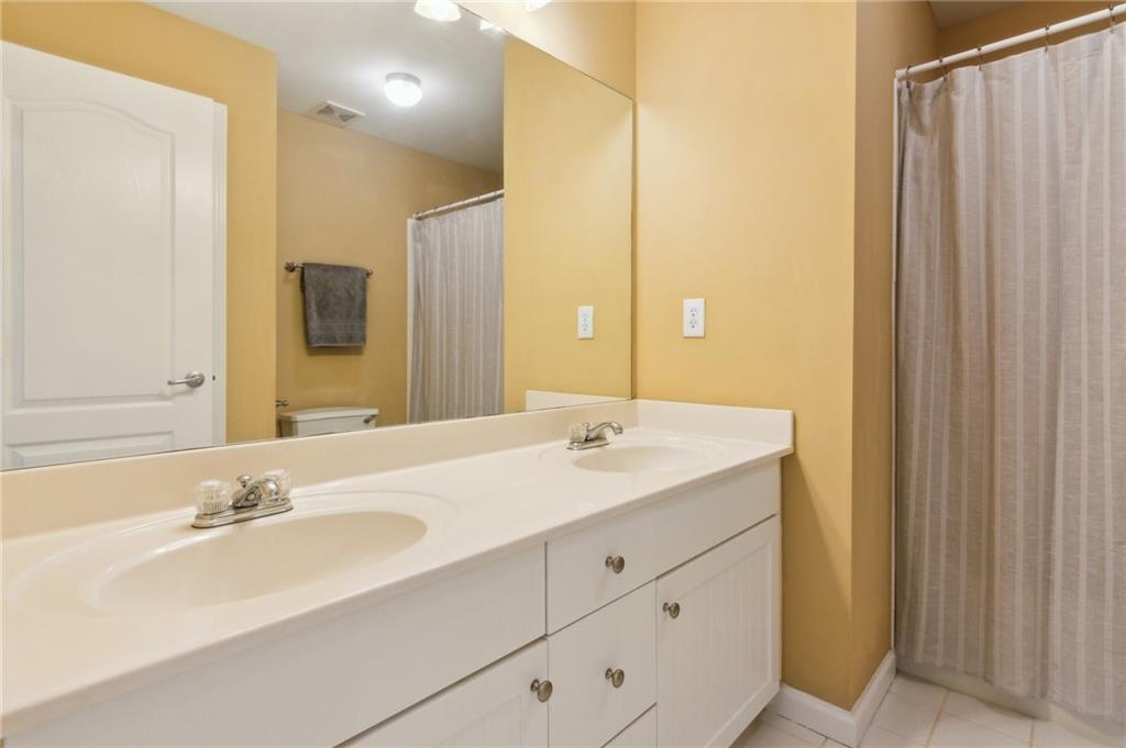 4114 Suwanee Trail Drive