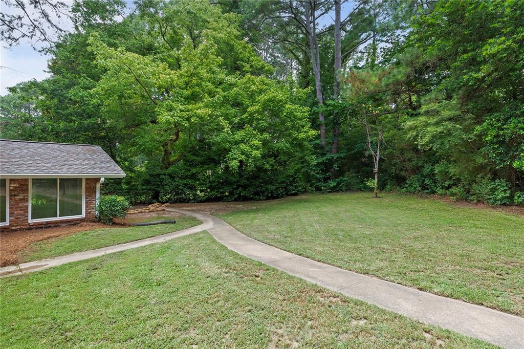 2796 Briarcliff Road NE