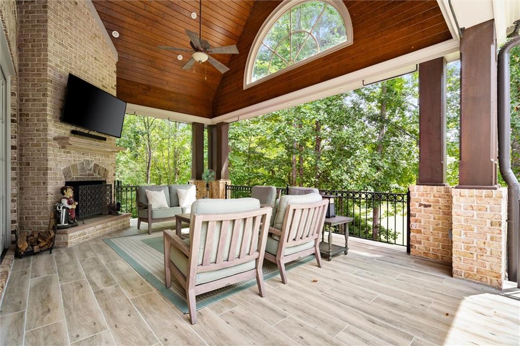 285 Traditions Drive
