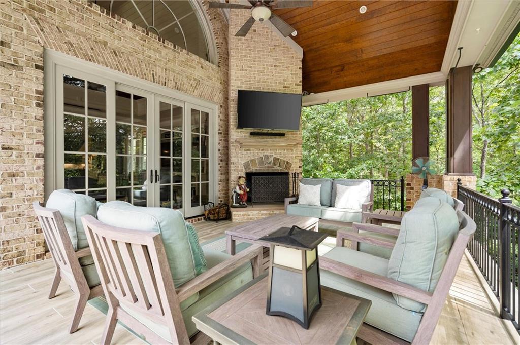 285 Traditions Drive