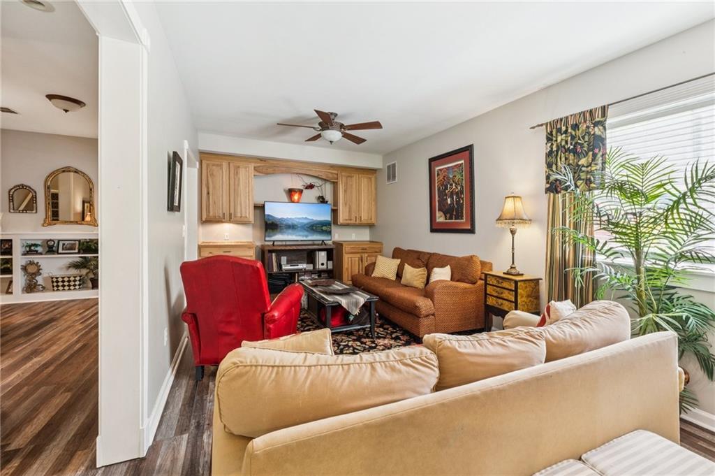 7235 Compton Circle