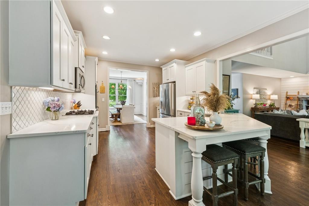 7235 Compton Circle