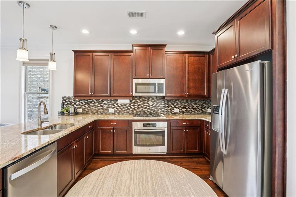 124 Laurel Crest Alley