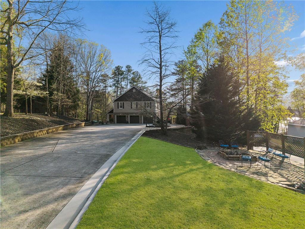 5457 Dogwood Lane