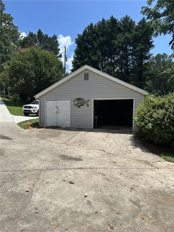 2733 Old Dawsonville Road