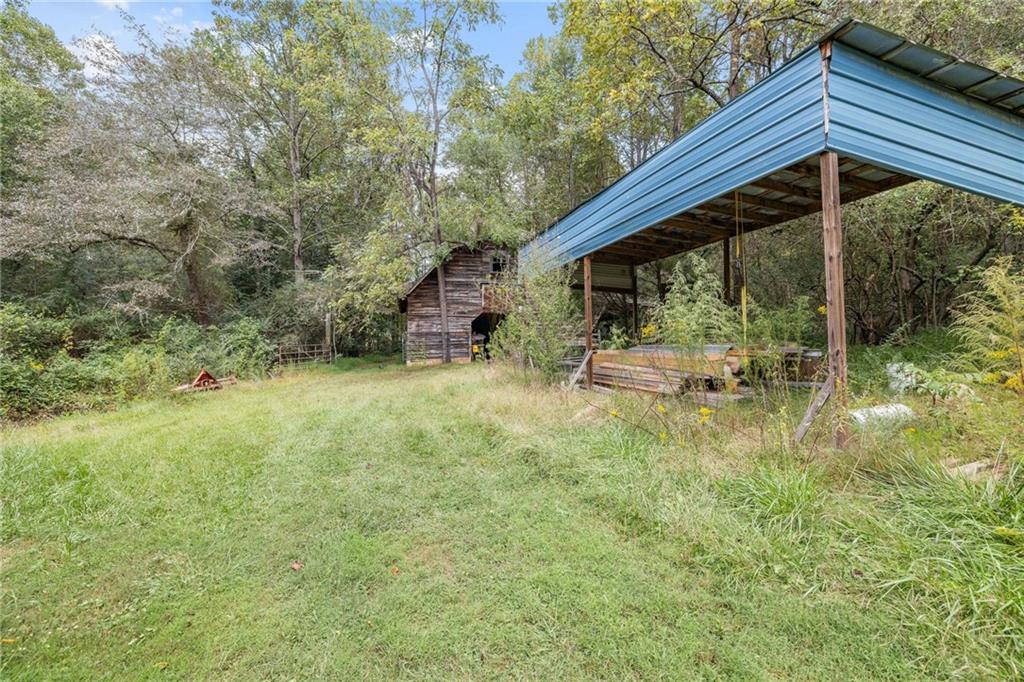 385 Amys Road