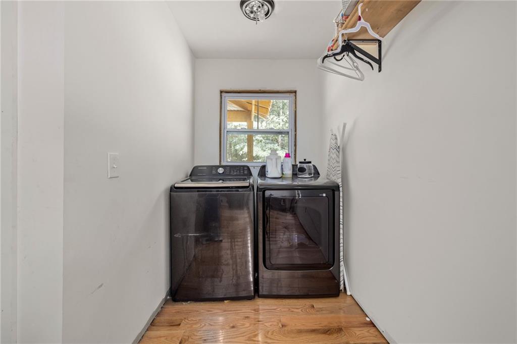385 Amys Road