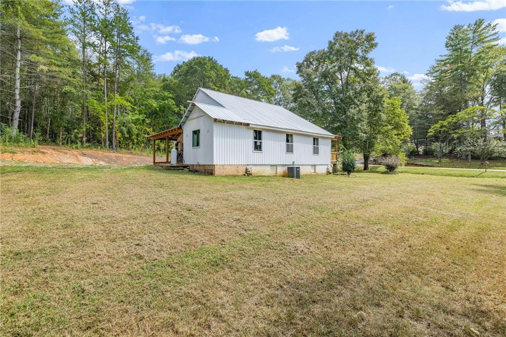 385 Amys Road