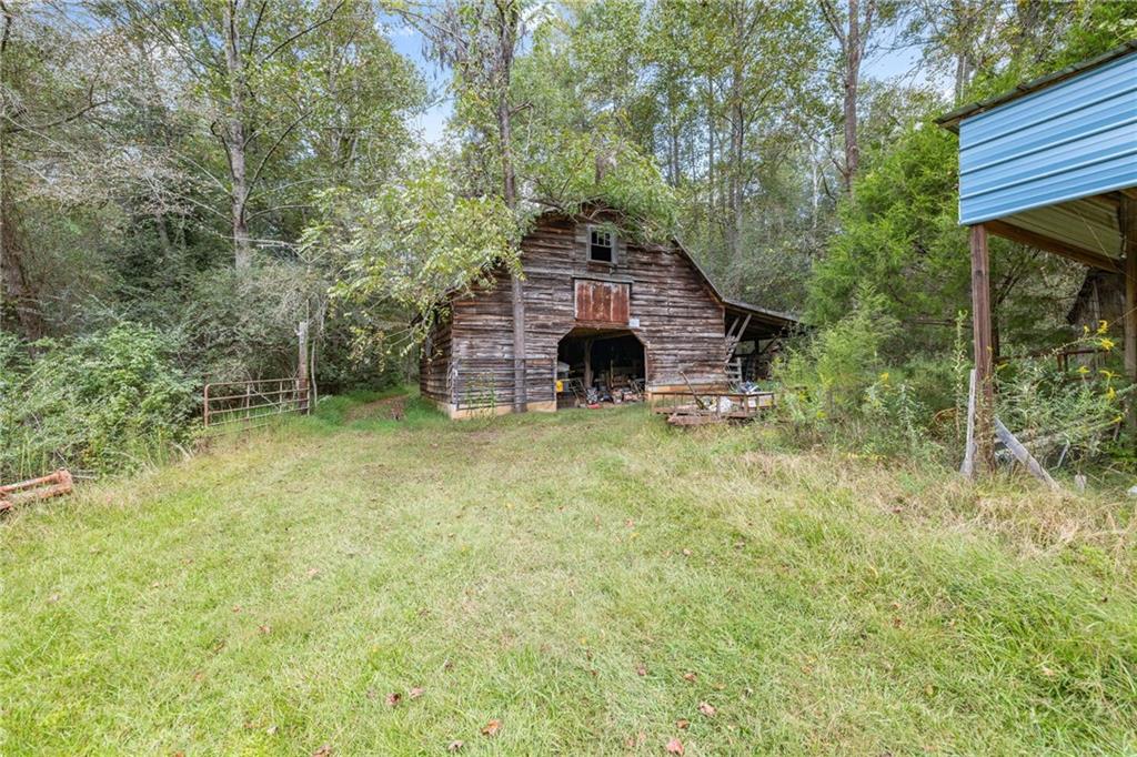 385 Amys Road