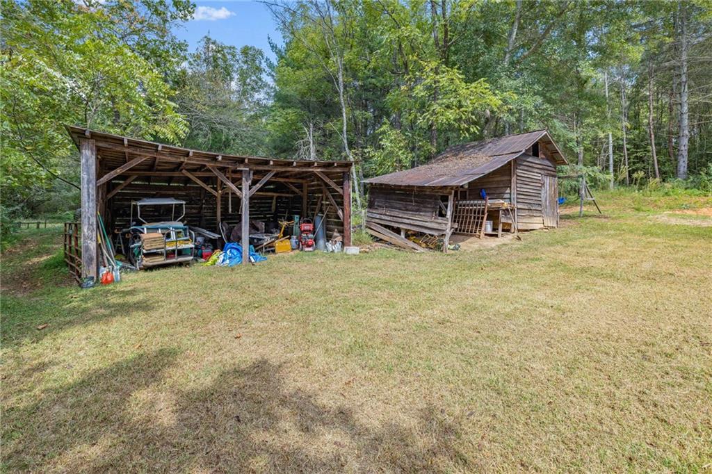 385 Amys Road