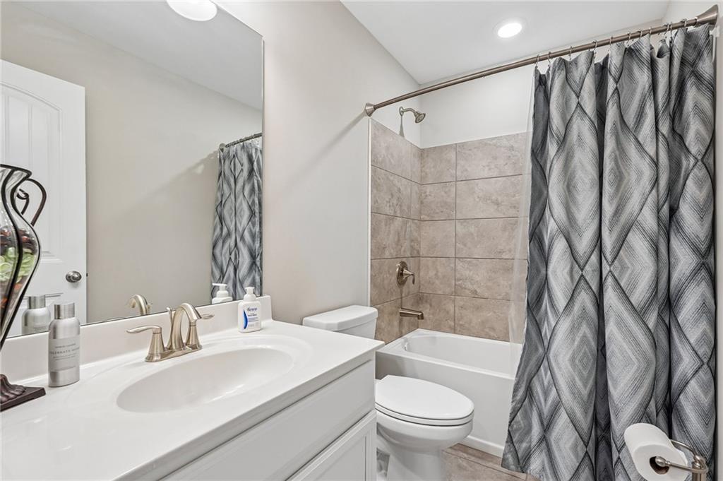 2690 Westlington Circle