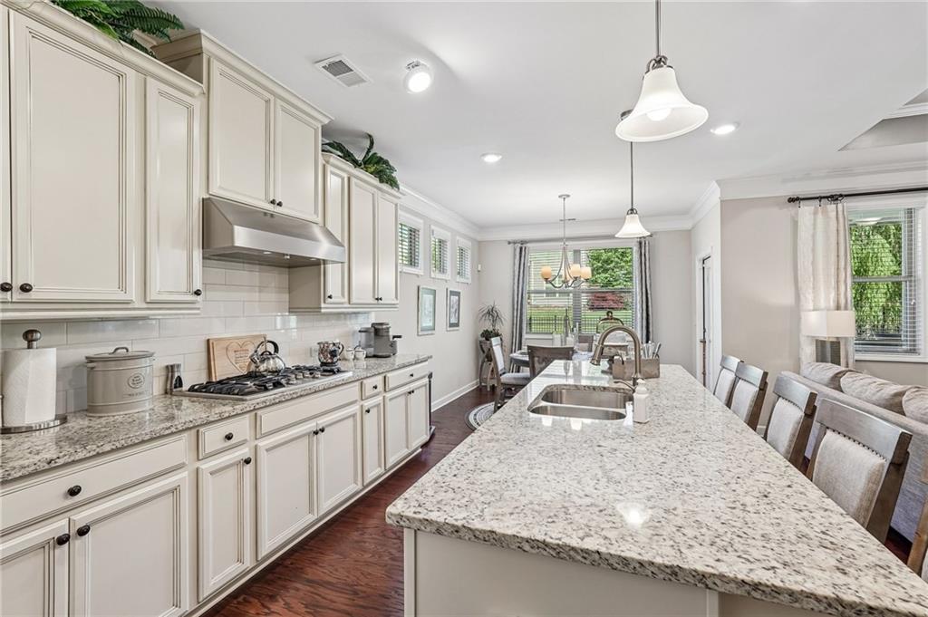 2690 Westlington Circle