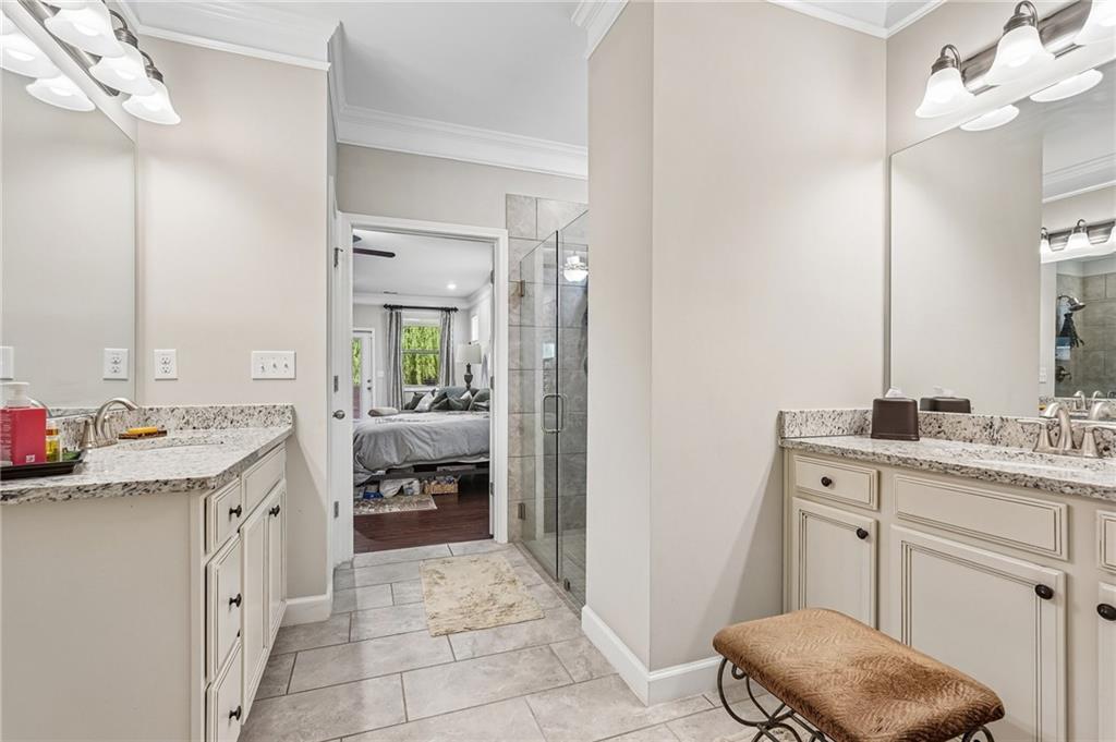 2690 Westlington Circle