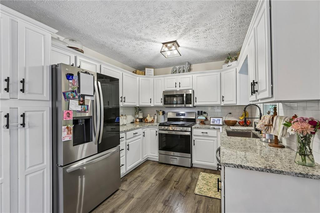 155 Mayapple Glen
