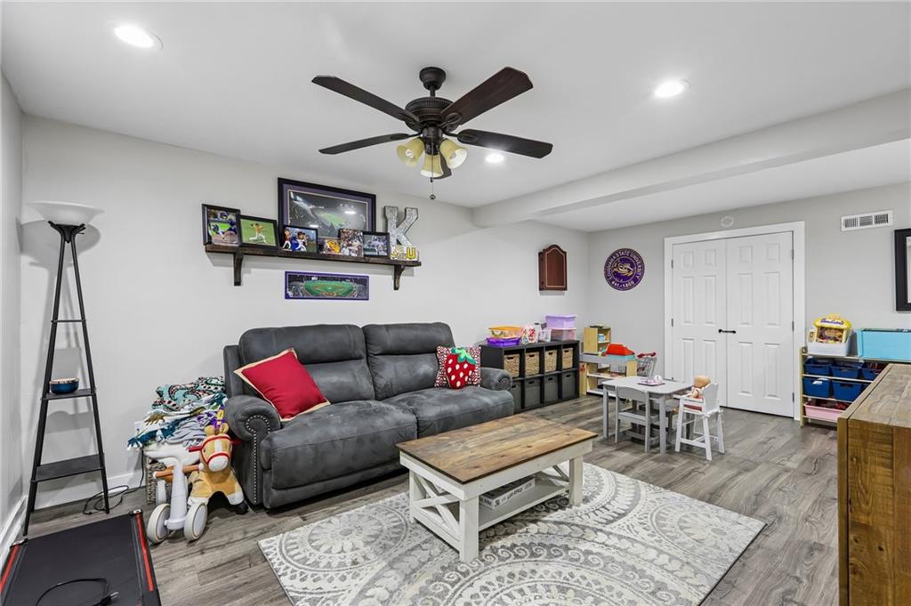 155 Mayapple Glen