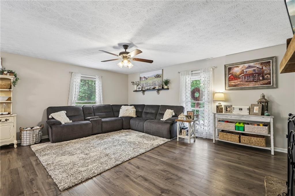 155 Mayapple Glen
