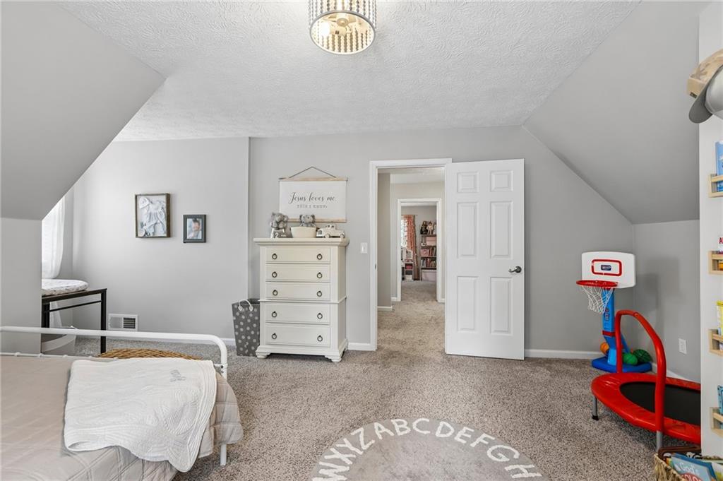 155 Mayapple Glen