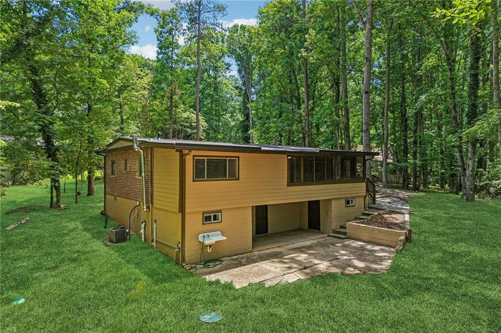 5085 Balus Drive