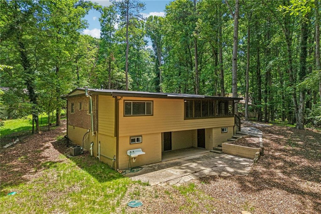5085 Balus Drive