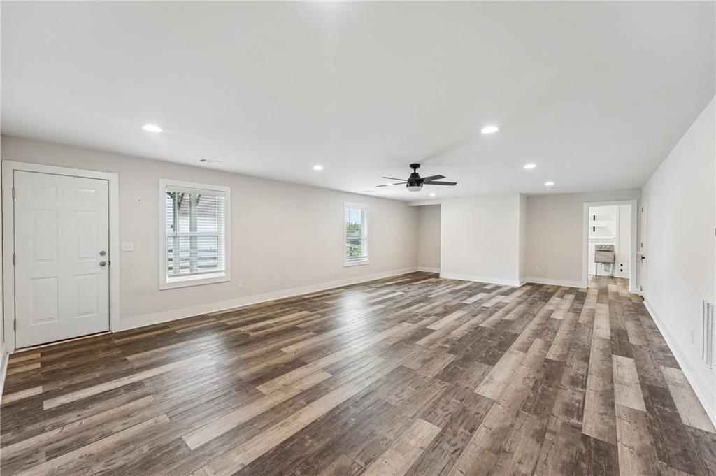 6695 Canyon Cove