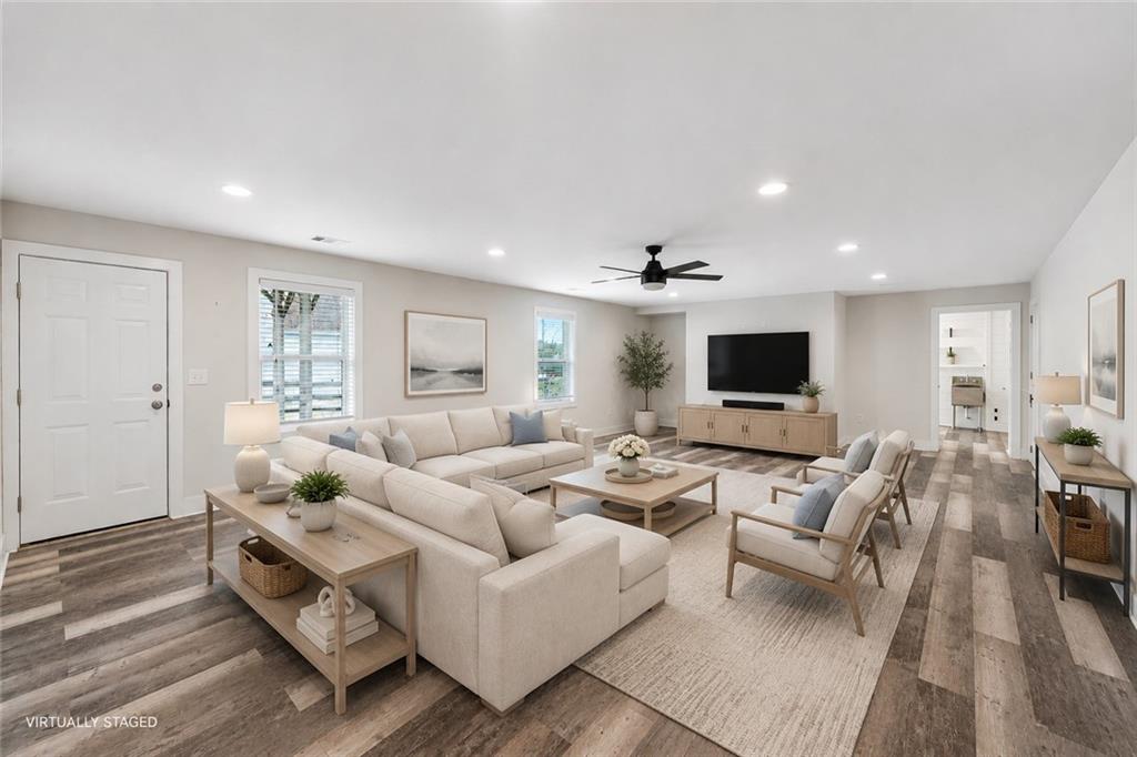 6695 Canyon Cove