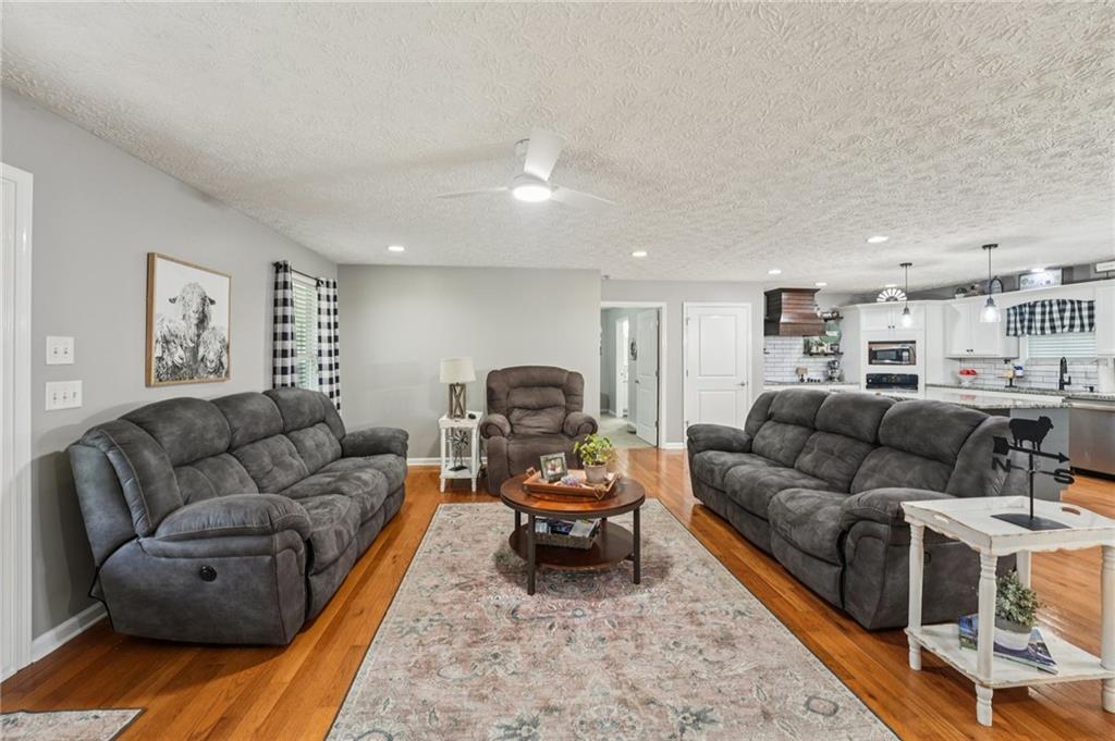 6471 Forsyth Drive