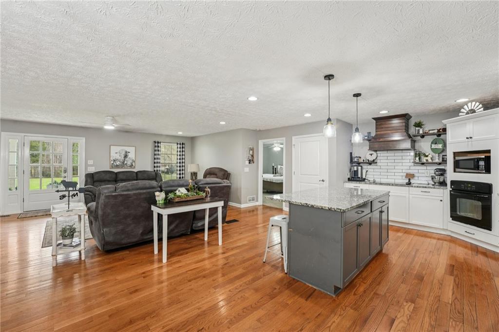 6471 Forsyth Drive