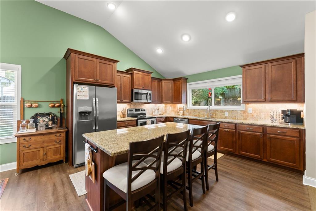 60 Burts Crossing Drrive