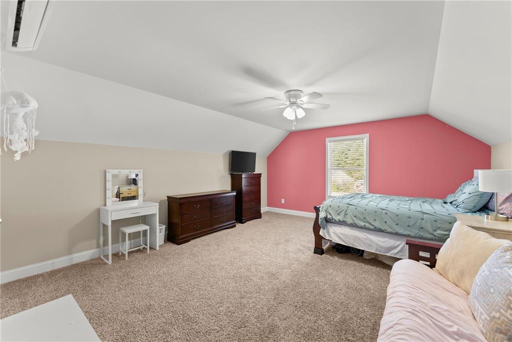 60 Burts Crossing Drrive