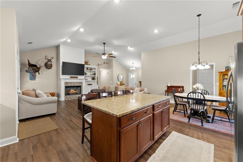 60 Burts Crossing Drrive