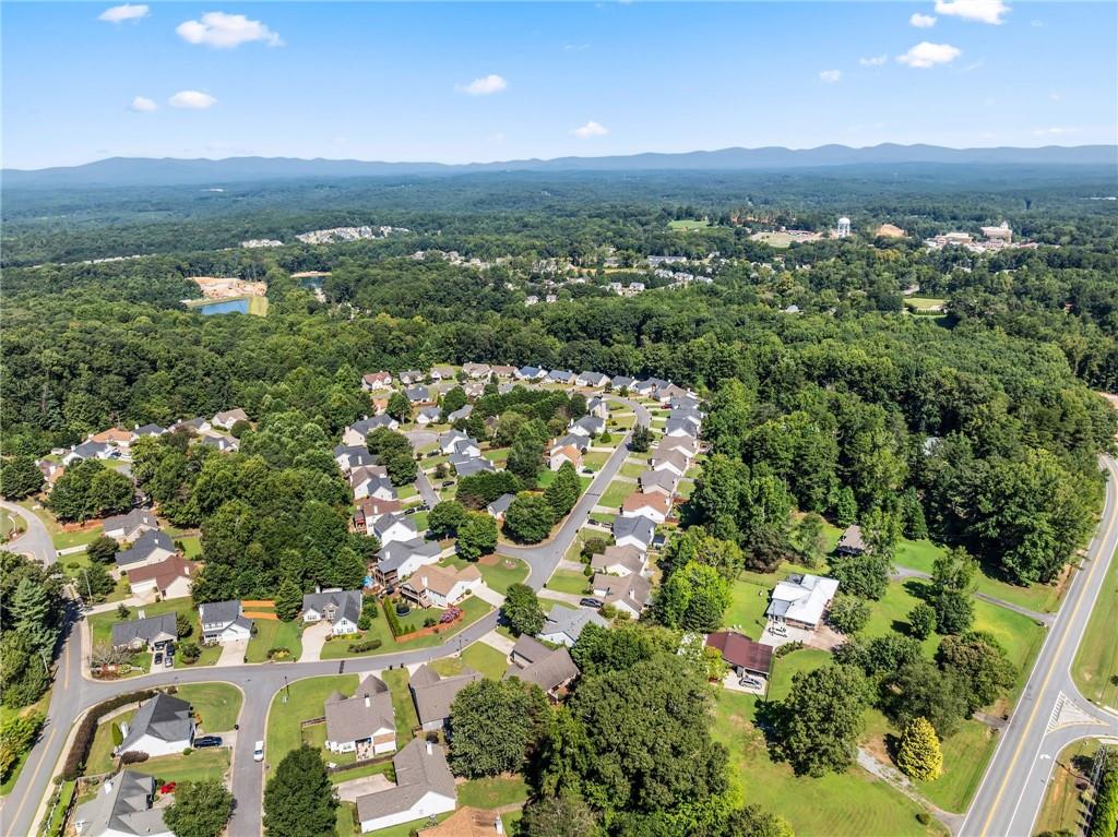 60 Burts Crossing Drrive