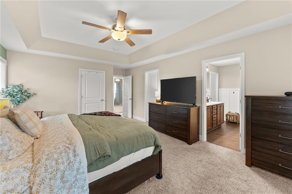 60 Burts Crossing Drrive