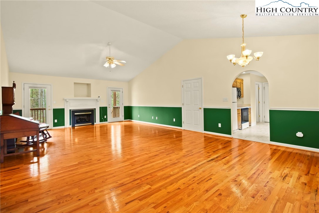 3015 Blowing Rock Boulevard