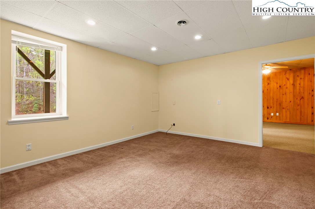 3015 Blowing Rock Boulevard