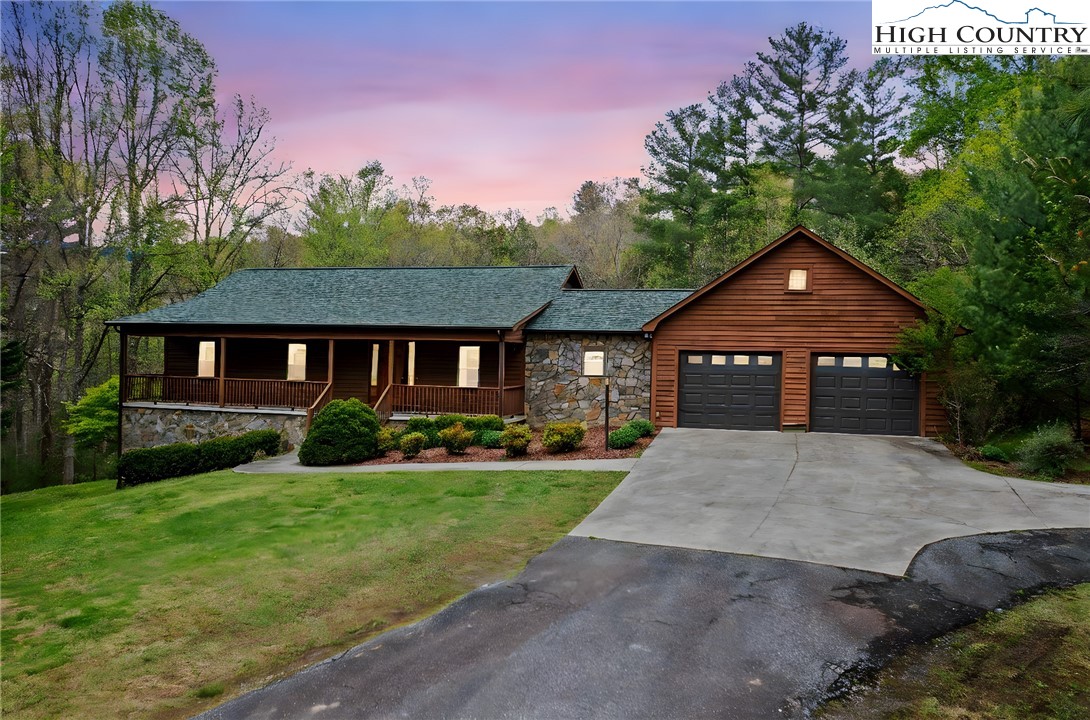 3015 Blowing Rock Boulevard