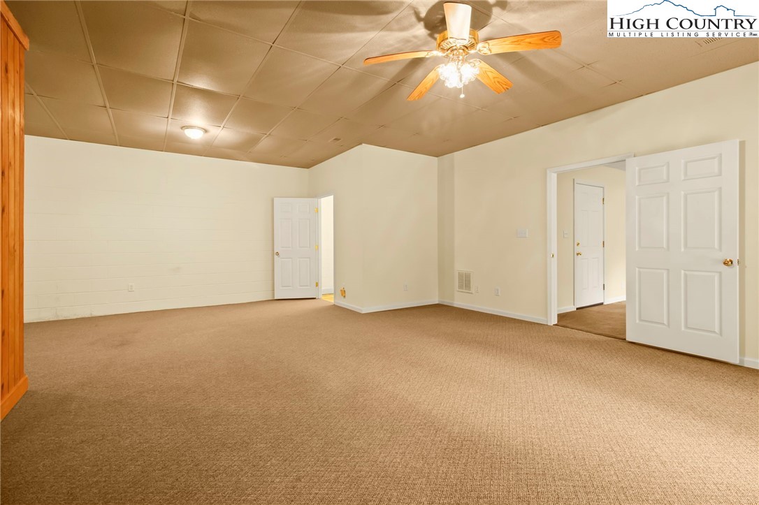 3015 Blowing Rock Boulevard