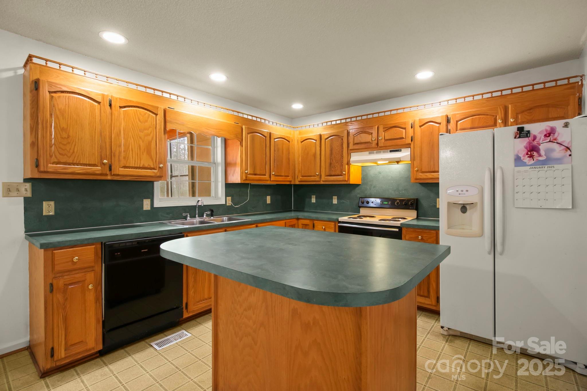 2473 Wilderness Lane