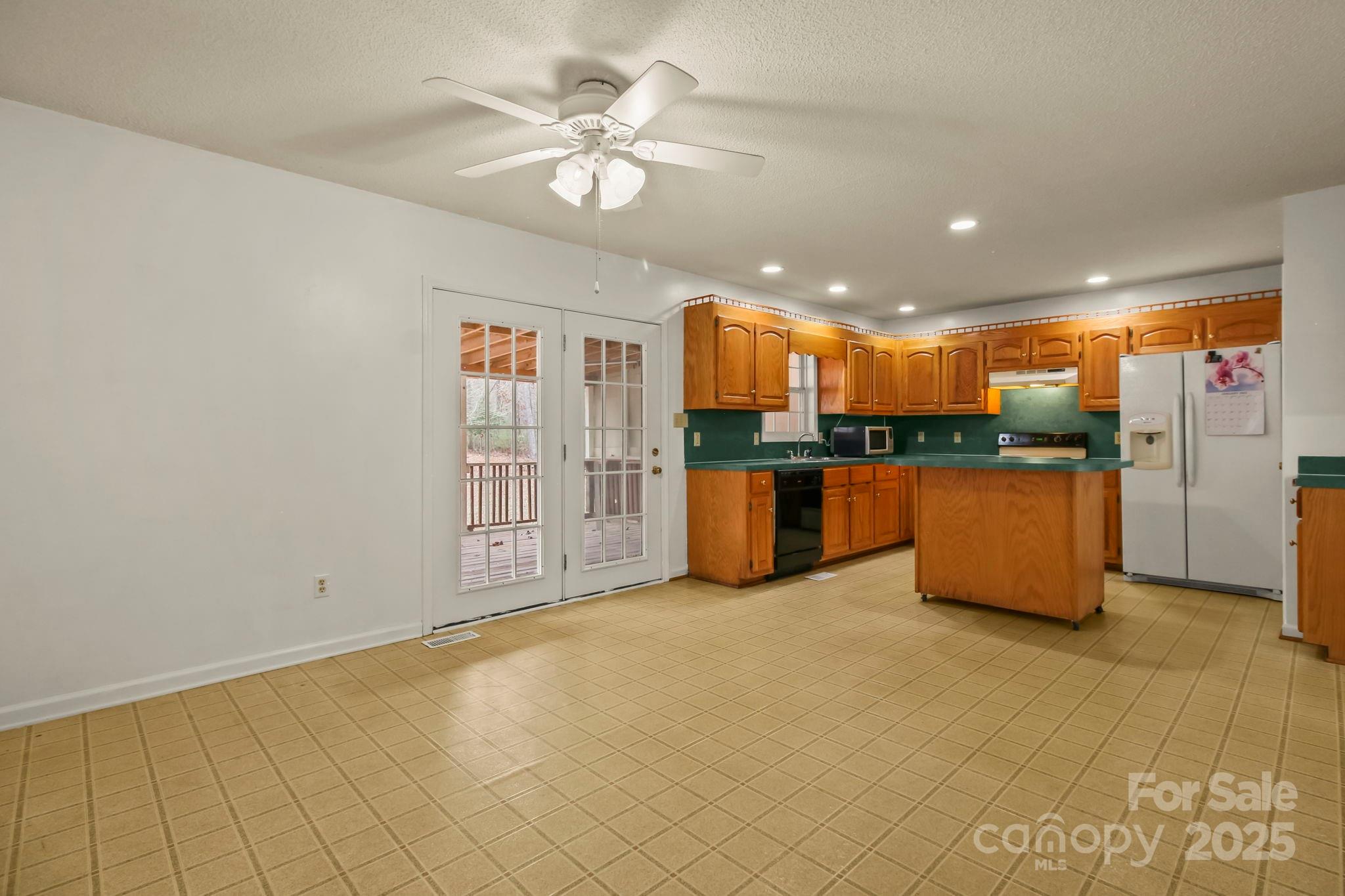 2473 Wilderness Lane