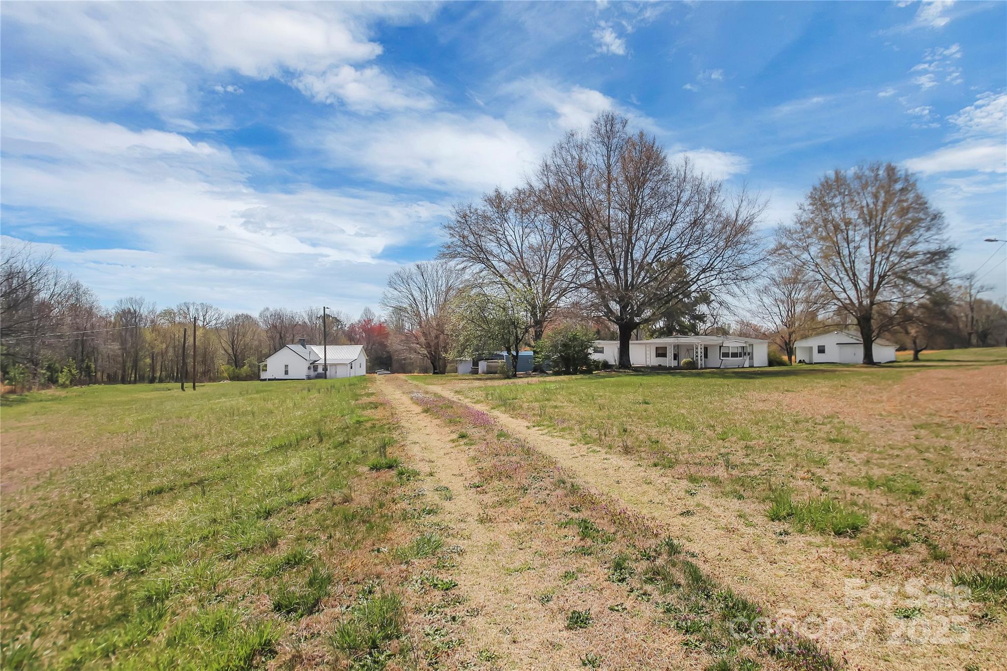 305 Old Belwood Road