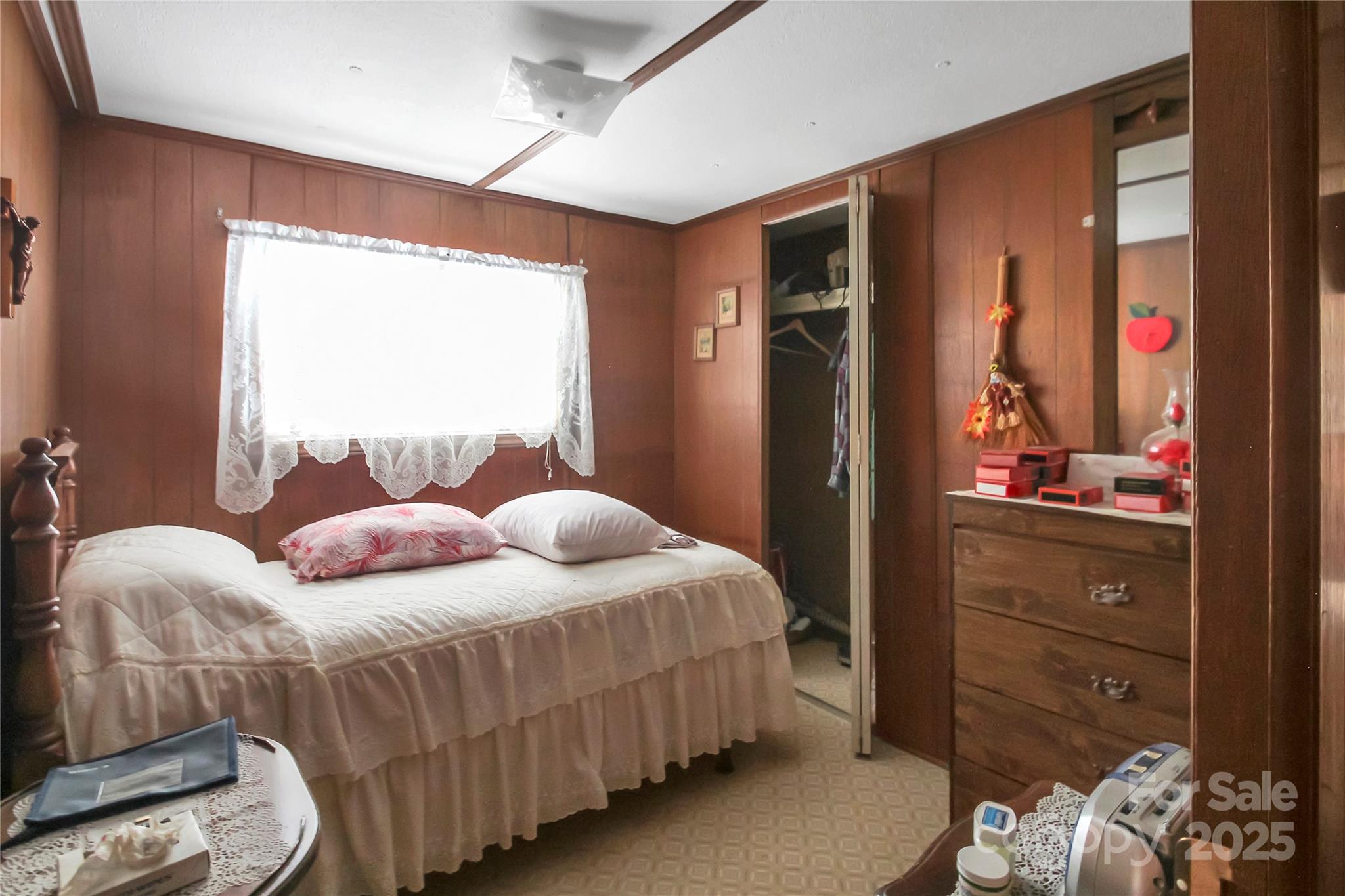 305 Old Belwood Road