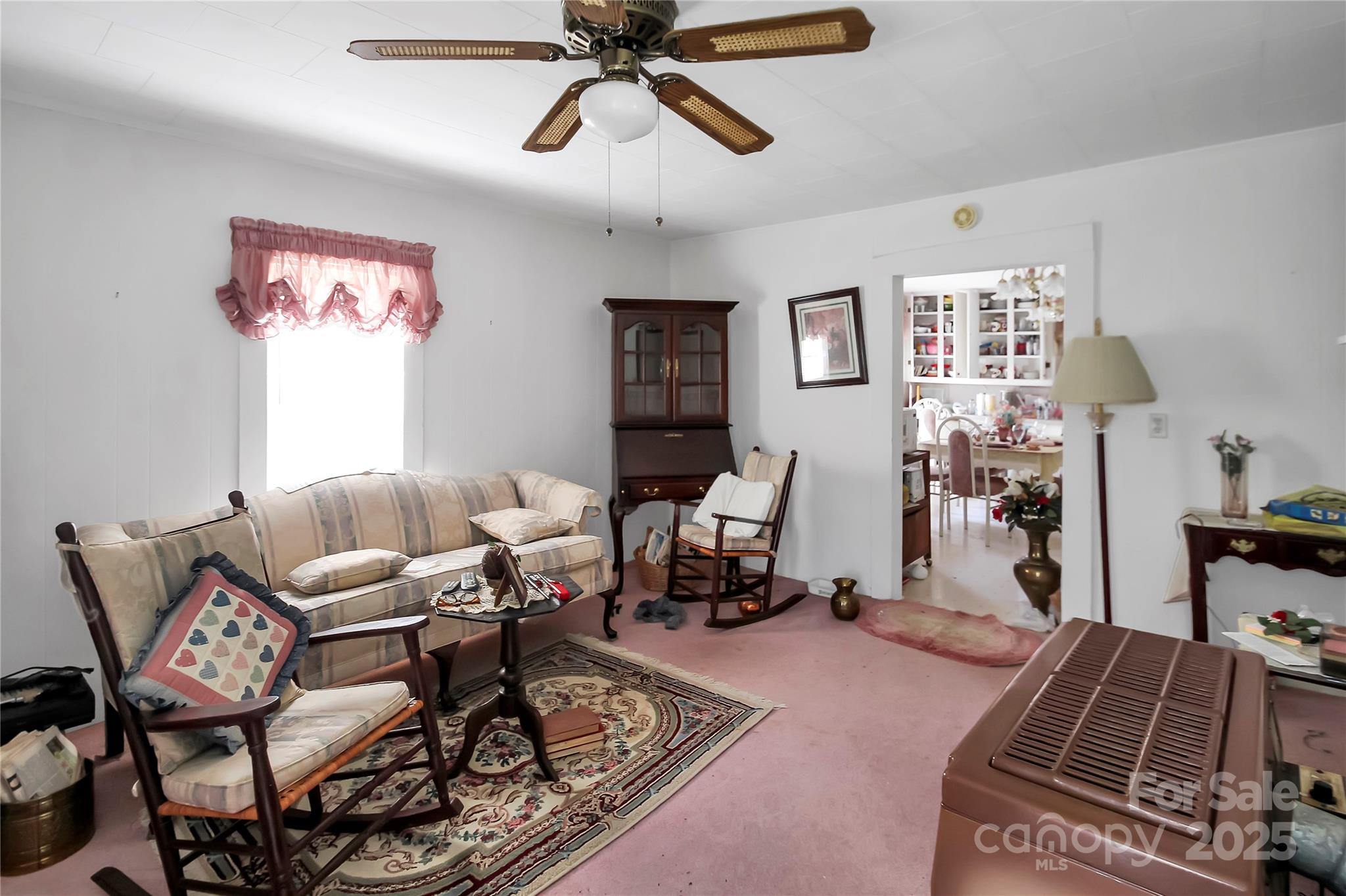 305 Old Belwood Road