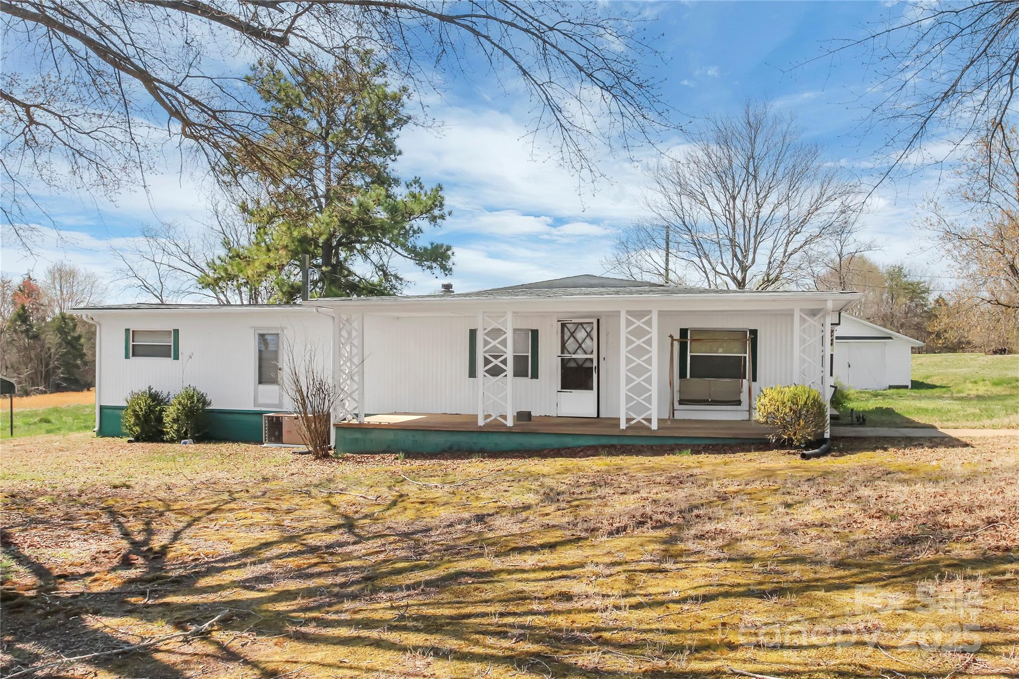 305 Old Belwood Road