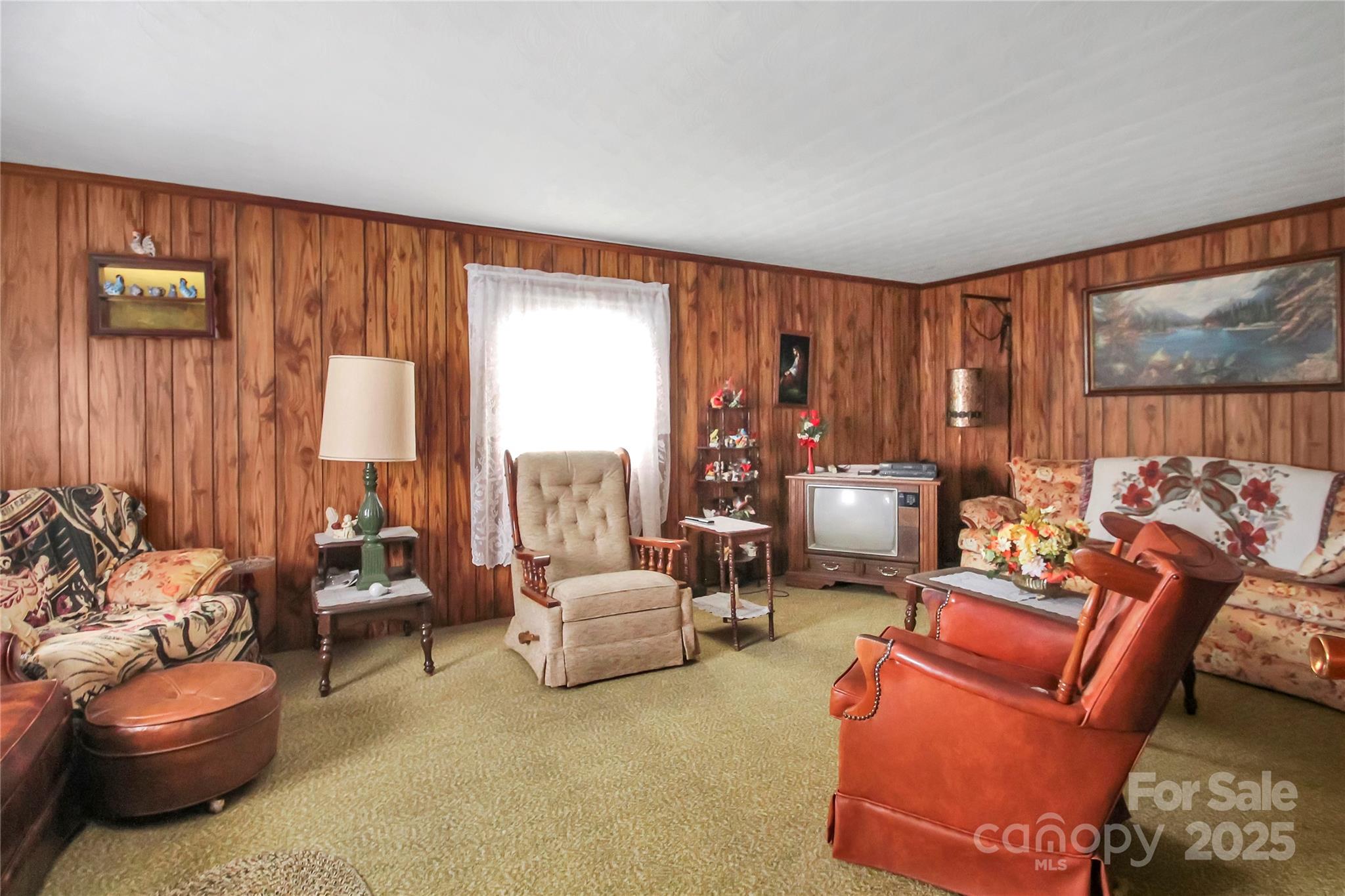 305 Old Belwood Road